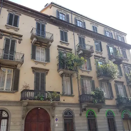 Apartman Giuria 35 - Elegante Ed Accogliente Nei Pressi Del Valentino