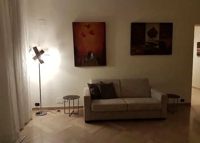 Lejlighed Giuria 35 - Elegante Ed Accogliente Nei Pressi Del Valentino Torino