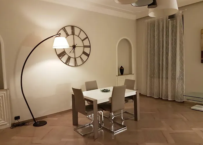 Giuria 35 - Elegante Ed Accogliente Nei Pressi Del Valentino * Torino